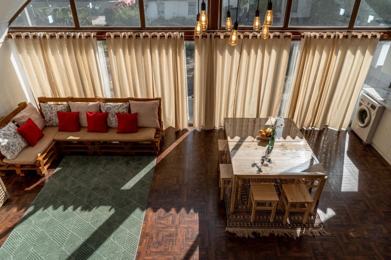 Modern Loft Lighthouse Hostel คาราโคล ภายนอก รูปภาพ