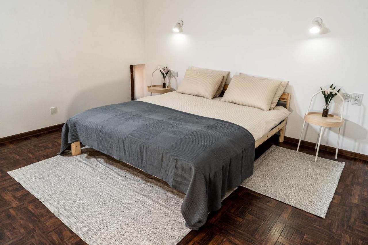 Modern Loft Lighthouse Hostel คาราโคล ภายนอก รูปภาพ